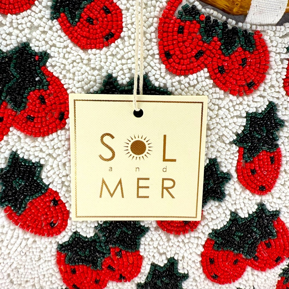 SOL AND MER Beaded Strawberry Purse with Handles and Crossbody Strap NWT VIRAL!🍓 - Picture 2 of 9